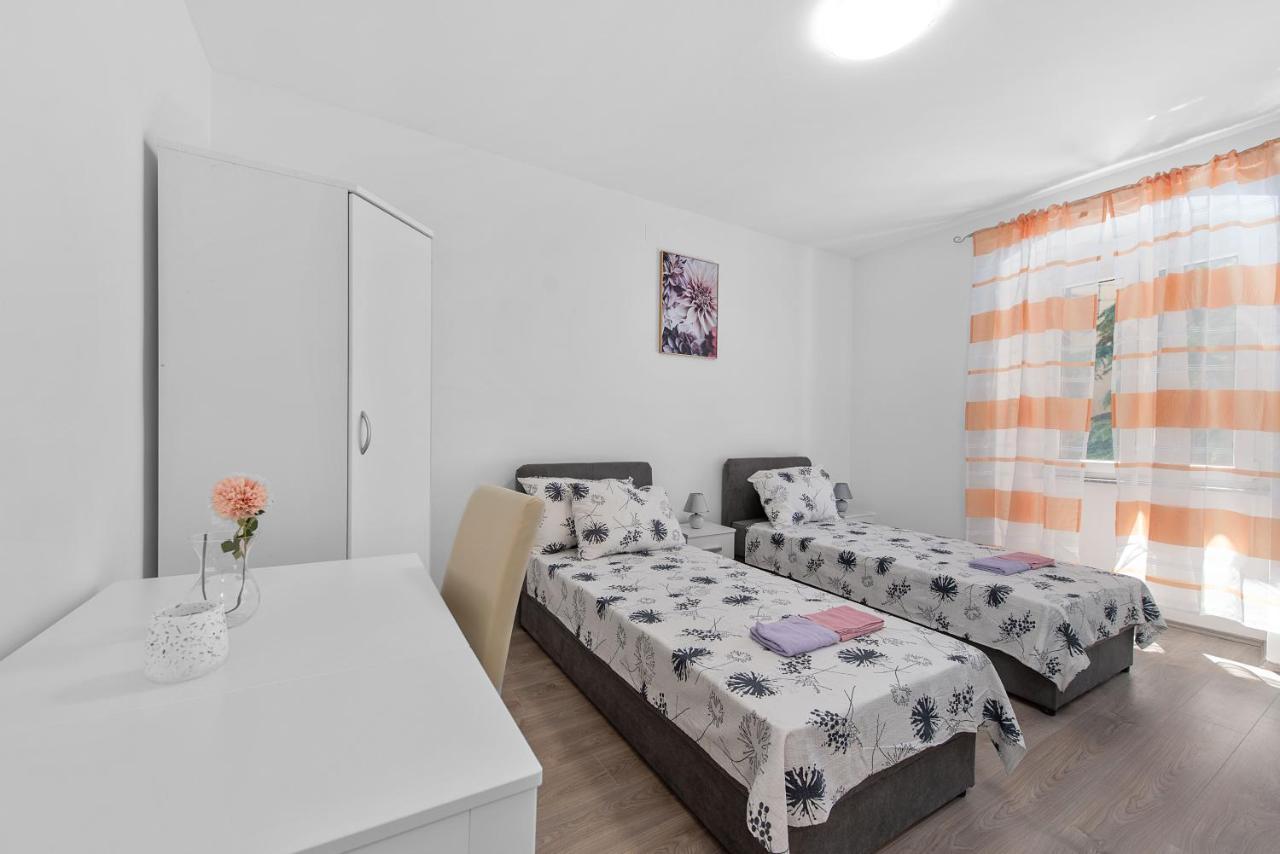 Pomerio Apartments Rijeka Ngoại thất bức ảnh