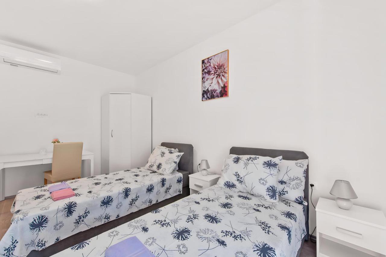 Pomerio Apartments Rijeka Ngoại thất bức ảnh